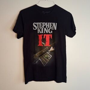 Stephen King IT Graphic Tee (S)